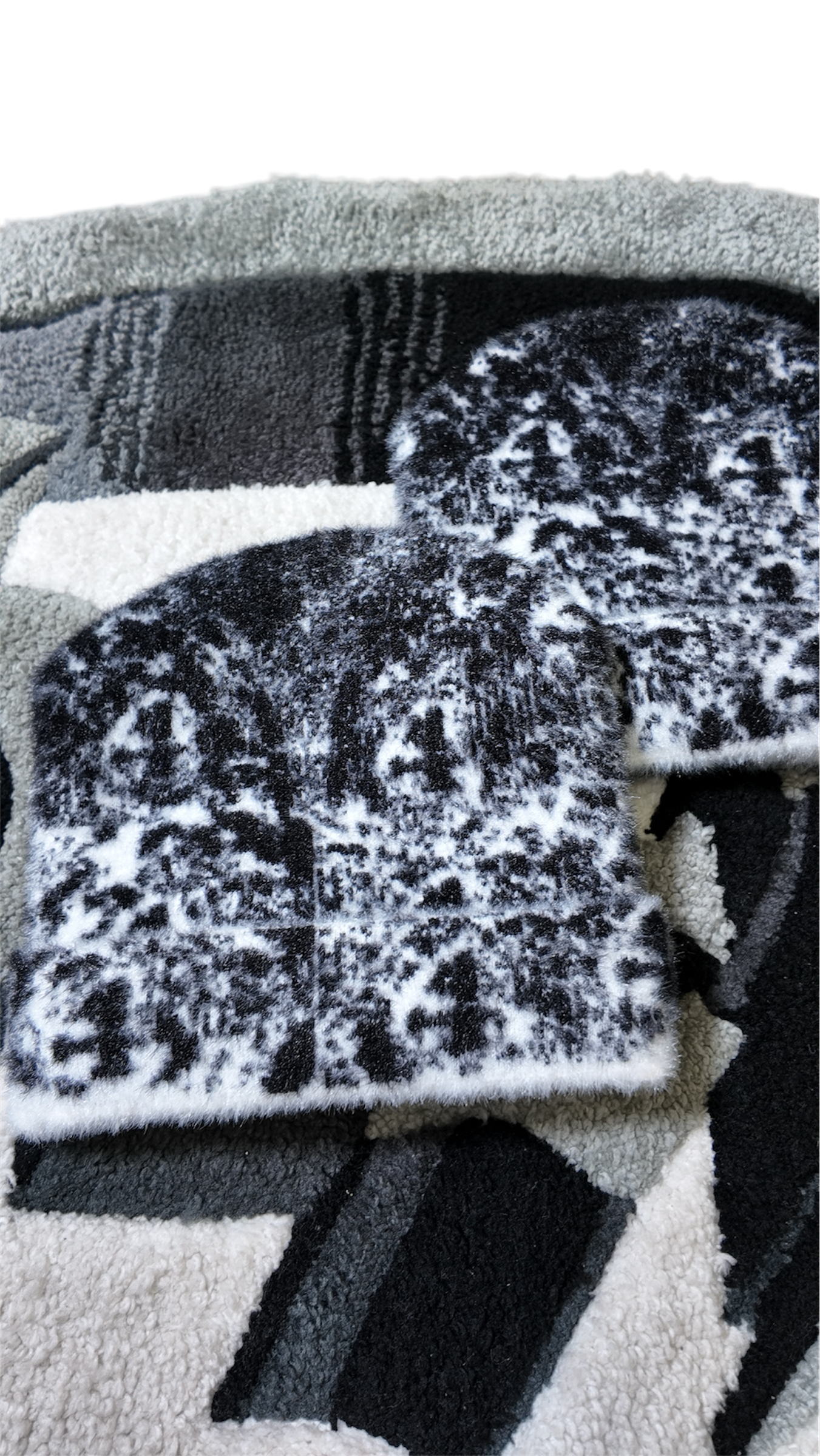 S4B Mohair Black & White