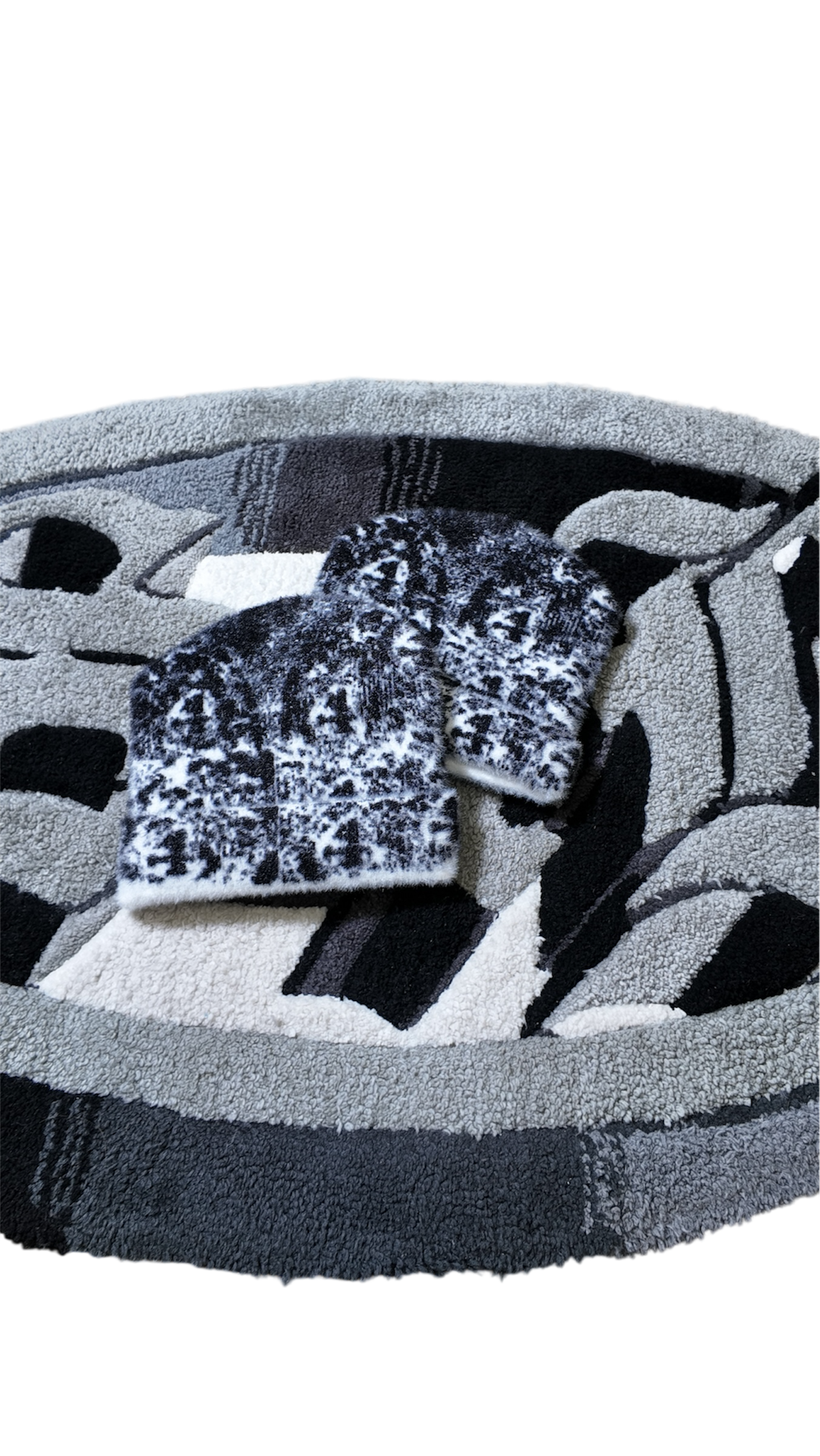 S4B Mohair Black & White